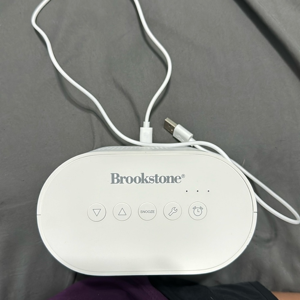 brookstone alarm clock